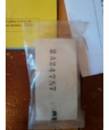 OEM NOS Force Sears Quicksilver Boat Engine Fuel Pump Bracket base # 2a2... - $613.06 MXN