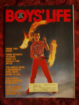 Boys Life Scouts Magazine January 1983 Grizzly Ice Skating Cub Scouts - £4.66 GBP