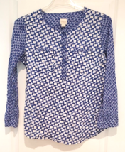 CHICOS Blouse Womens Size 1 Medium Top Long Sleeve Blue White 2 Pockets ... - $23.70