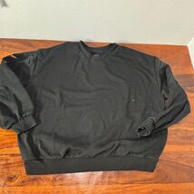 GAP Women's XL Black Crewneck Pullover Sweatshirt - $24.75