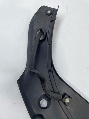 2011 Cadillac SRX Radiator Support Cover Complete W/ Rubber Seal 20843992 OEM Item image 8
