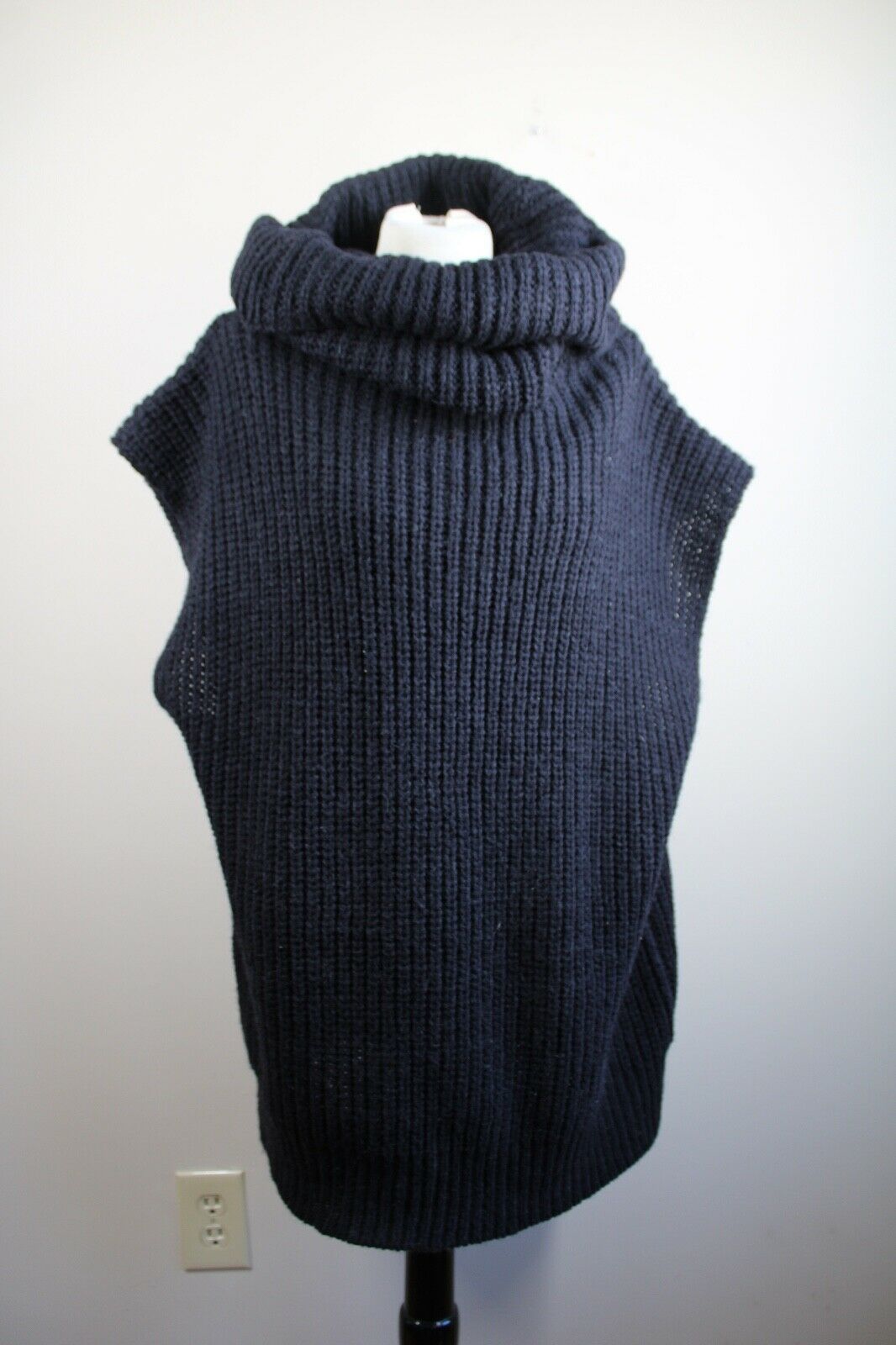Primary image for Topshop 12 Black Chunky Rib Knit Acrylic Alpaca Cowl Neck Sleeveless Sweater