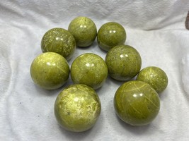Shah Maqsood King stone Serpentine Jade Yellow Color Spheres 9pc top quality 3kg - £109.62 GBP