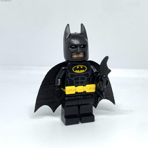 Ktoys Building Batman DC Comics Gotham City Superhero Bruce Wayne Minifigure - £5.39 GBP