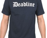 Deadline Azul Marino para Hombre Ol&#39; Inglés Antiguo D Letras Camiseta Nwt - £14.69 GBP