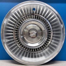 ONE Vintage Antique 1963-1964 Cadillac Deville 15&quot; Hubcap / Wheel Cover USED - £22.41 GBP