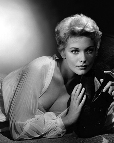 Kim Novak In Bell Book And Candle Sultry In Low Cut Gown Busty Pose 16x20 Canvas - £56.12 GBP