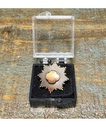 Vintage Girl Scout Bronze Award Pin – Junior Level Achievement – w/ Disp... - $34.73 CAD