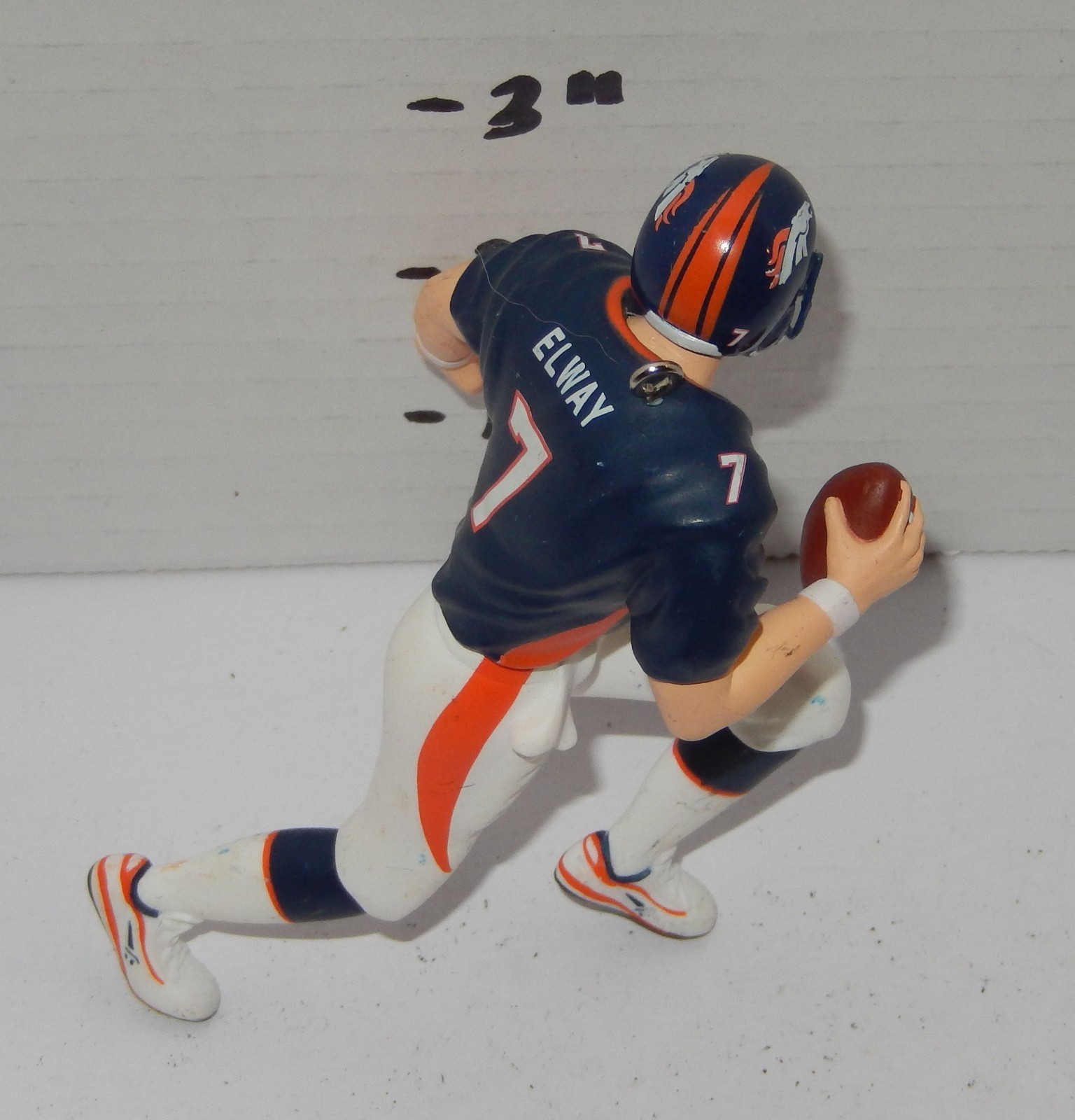 Hallmark 2000 John Elway 6th in football Legends Series Keepsake Ornament NFL Item image 3