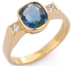 Blue Sapphire Diamond Three Stone Engagement Ring in 18K Yellow Gold - £1,155.10 GBP