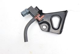 00-02 TOYOTA CELICA VACUUM SWITCH VALVE E2313 image 10