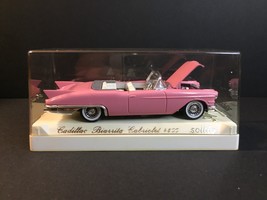 Pink Cadillac Biarrila Cabriolol 4500 Age d&#39; or solido w/Case Made in Fr... - $14.65
