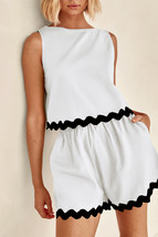 White Ricrac Trim Tank Top Elastic Waist Shorts Set - $358.85 MXN
