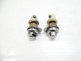Mercedes R107 380SL latch set, for hard top lock, middle - $4,317.14 MXN