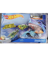  Hot Wheels SHARK BAIT Play Car &amp; Track Set Boys 4+ Race Cars New 2016 - $29.65