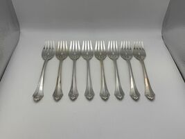 Set of 8 Oneida Community Silverplate BELCOURT Salad Forks - $919.44 MXN Set of 8 Oneida Community Silverplate BELCOURT Salad Forks - $919.44 MXN