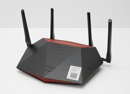 NETGEAR Nighthawk Pro XR1000 Gaming Wi-Fi 6 Router image 2