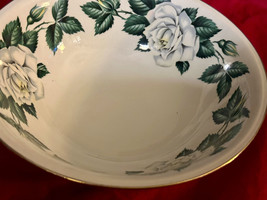 Homer Laughlin Nautilus White Roses Serving Bowl L51N5 Gold Trim - $32.00