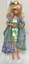 Mattel 1993 Articulated Barbie Doll Blond Hair Blue  Eyes 1976 Head Pink Earring - £10.31 GBP