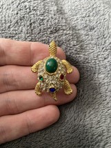 Vintage Sphinx A2165 Gold Plated Multi-Colored Cabochon &amp; Rhinestone Turtle Pin - £37.59 GBP