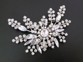1pc Big &amp; Layer Flower Clear White Rhinestone Brooch Pin 3-3/4&quot; /9.5cm Wide B399 - £8.78 GBP