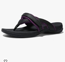 womans sandals size 6 - $8.00