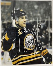 Marcus Foligno Signed Autographed Glossy 8x10 Photo - Buffalo Sabres - £15.97 GBP