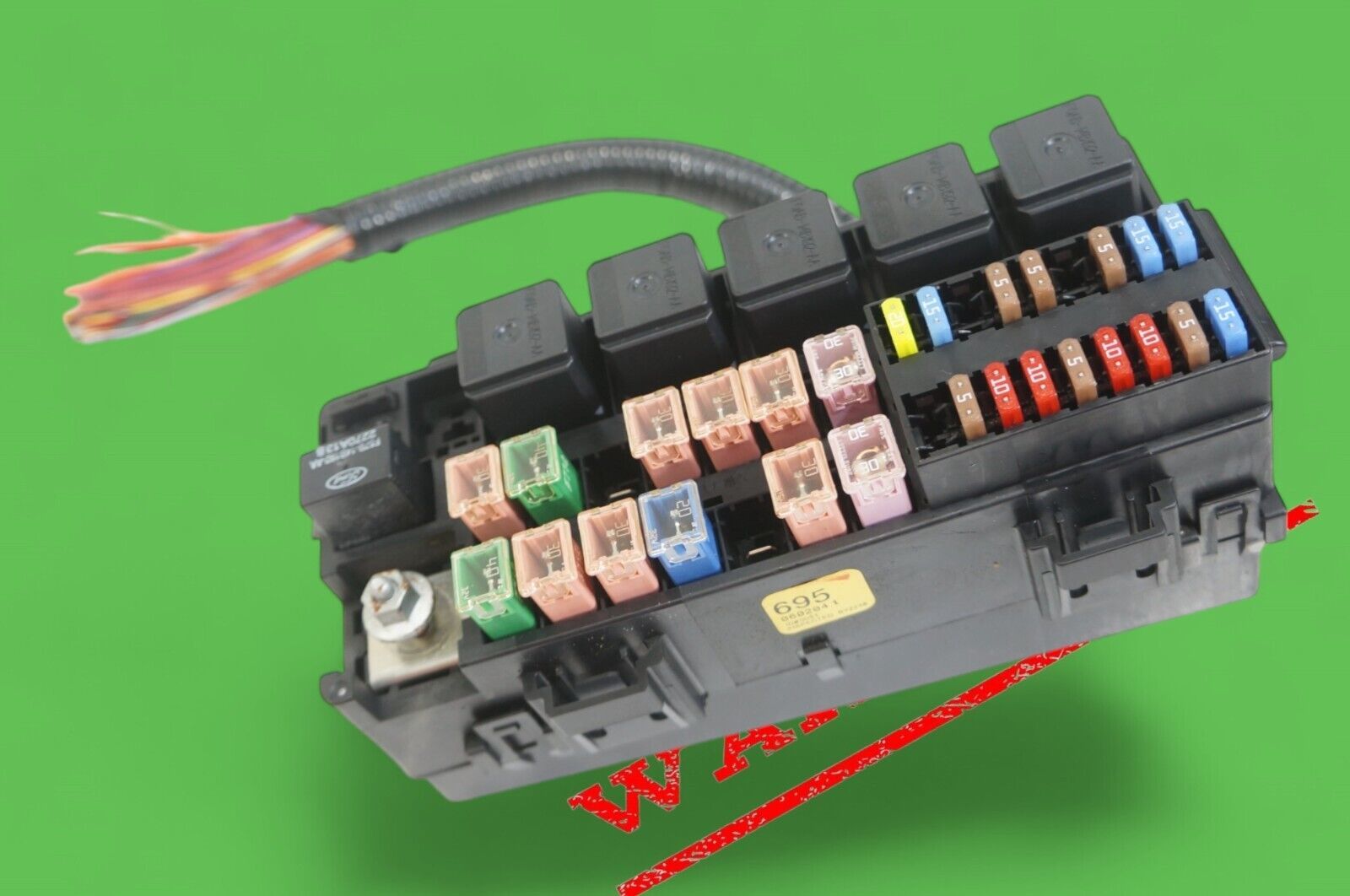 2002-2005 OEM ford thunderbird tbird t-bird in TRUNK FUSE RELAY BOX - $109.00