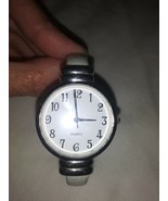 LADIES QUARTZ WHITE BANGLE JAPAN MOVT WRIST WATCH - $63.35