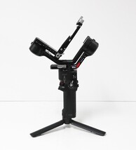 DJI RS 4 3-Axis Gimbal Stabilizer for Cameras (CP.RN.00000343.04) image 5