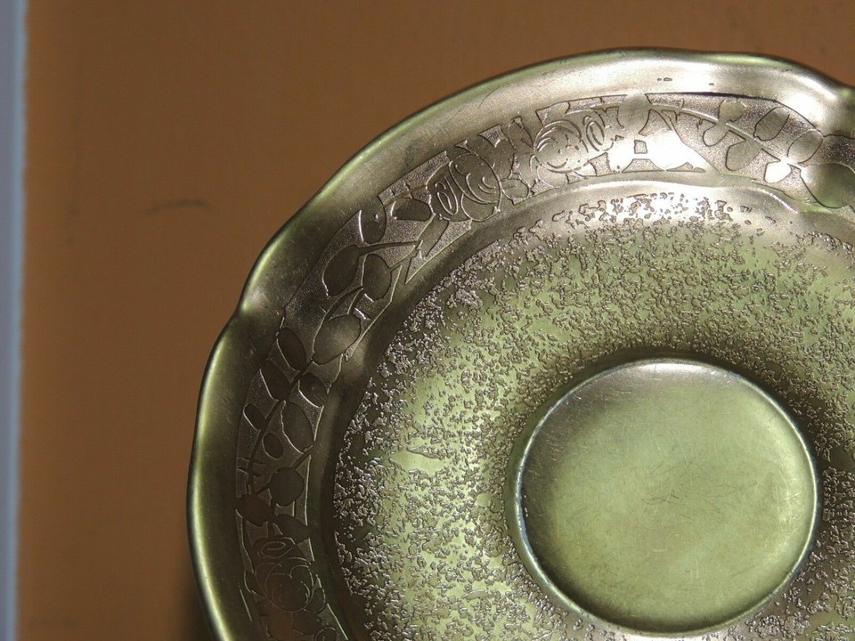Saucer 5.25" Gold Overlay w raised floral pattern B&Co Bernardaud Limoges France Item image 4