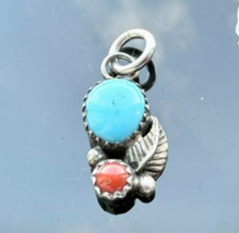 KAY YAZZIE NAVAJO 925 STERLING SILVER TURQUOISE AND CORAL PENDANT - $1,064.84 MXN