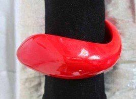 Fabulous Art Moderne Red Plastic Bangle Bracelet - $14.95