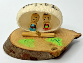 Vintage Japanese Kokeshi Dolls Hut Figurine Hand-Painted Wood 2&quot; SKU PB1... - £11.79 GBP