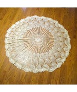Handmade Crocheted Ecru Lace Pineapple Pattern Round Tablecloth 52&quot; Diam... - $647.33 MXN