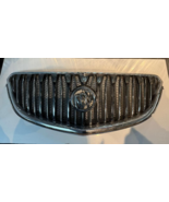 2013-2017 BUICK ENCLAVE GRILLE ASSEMBLY WITH EMBLEM P/N 20983421 OEM GM - £729.58 GBP