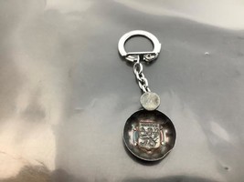 Vintage Souvenir Keyring Maroon Keychain Coat Of Arms Ancien Porte-Clés Armoirie - £6.52 GBP