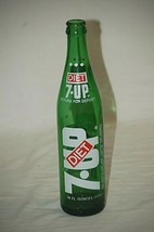 Old Vintage Diet 7-Up Beverages Soda Pop Bottle 16 fl. oz. 1 Pint LG 74 ... - £15.81 GBP
