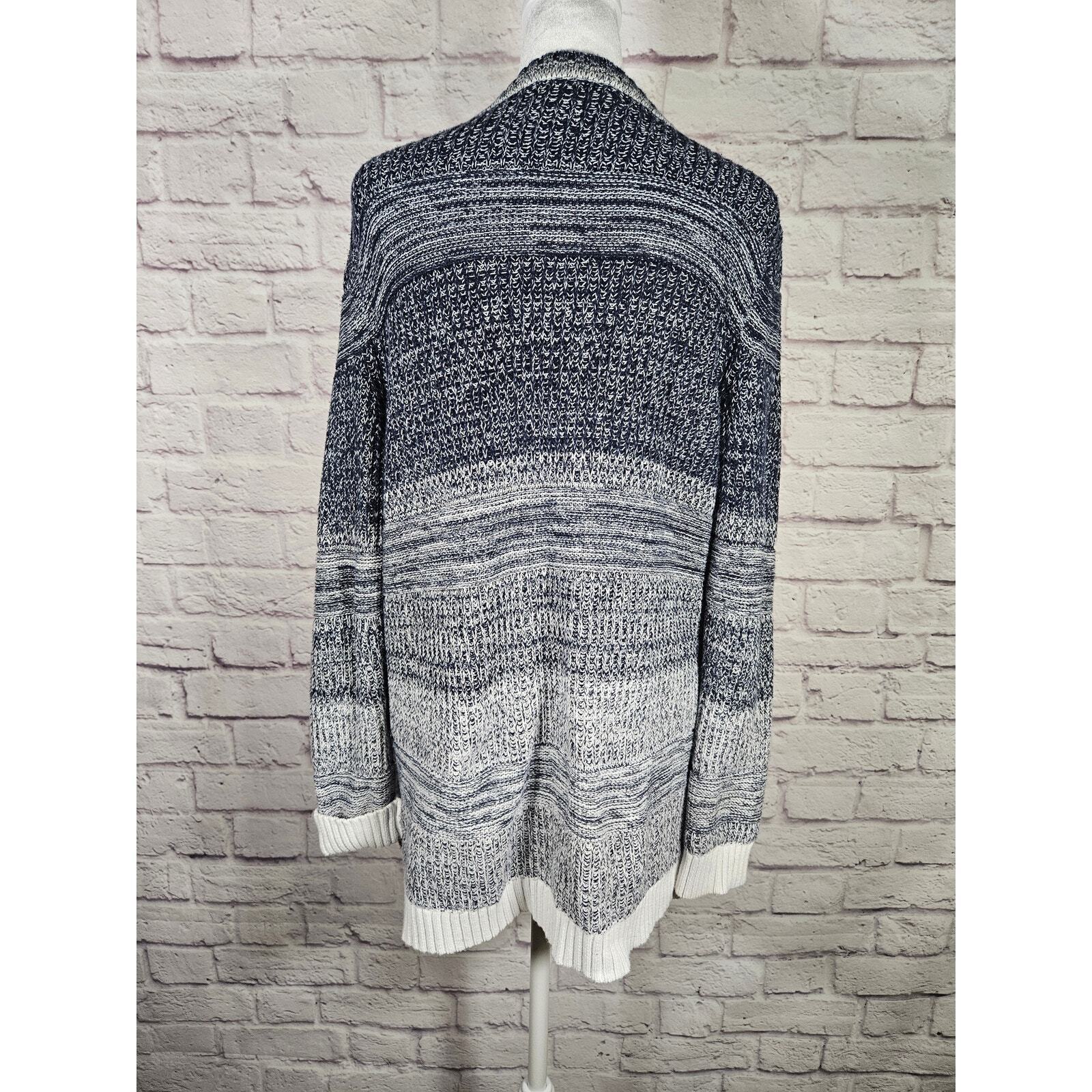 Eddie Bauer Women's Cardigan Sweater Large Gray White Ombre Blend Item image 2