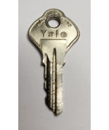Vintage Yale Key DC752 Made in England Appx 1 5/8&quot; Replacement Steampunk - £6.66 GBP