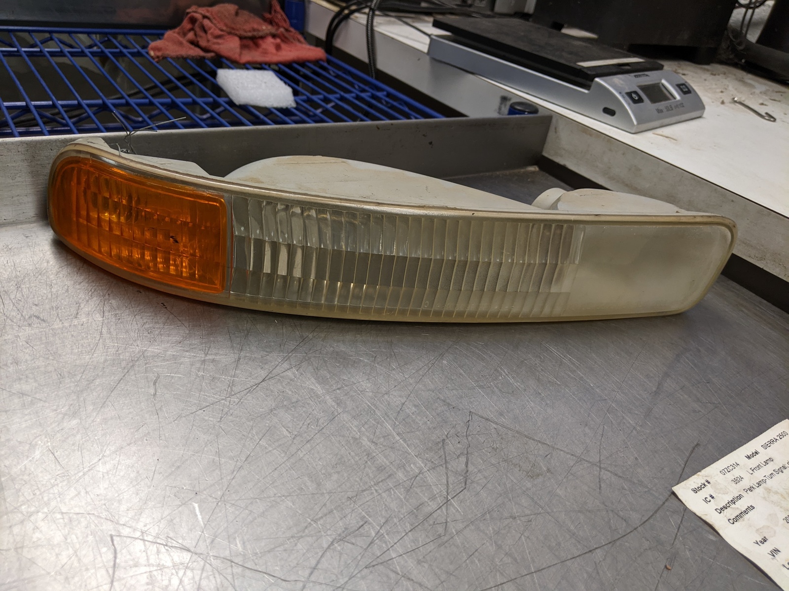 Left Turn Signal Assembly From 2007 GMC Sierra 2500 HD Classic  6.0 1519... - $24.70