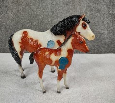 Breyer CORAL &amp; REEF 2015 Vintage Club Chincoteague Ponies Bay Pinto Misty Stormy - £195.91 GBP