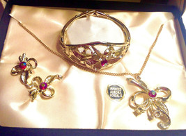 Saxony Aurora Borealis Rhinestone Clip Earrings Necklace Bracelet Set Vintage - £26.82 GBP
