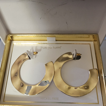 True To Form Gold Tone Hoop Earrings Nickel Free - £7.12 GBP