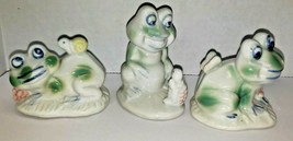 Vintage Set of 3 Porcelain Green Frog Figurines w/ Snail, Butterfly, Tur... - £24.16 GBP