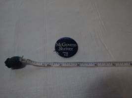 McGovern Shriver &#39;72 1972 pin button president presidential campaign rep... - £9.71 GBP