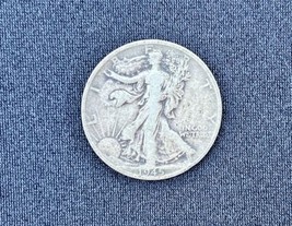 1945 - S Walking Liberty Silver Half Dollar S Mint Mark Old Antique Us Coin Circ - £55.10 GBP