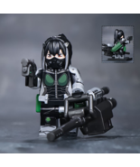 Kaiju No. 8 Series Mina Ashiro Minifigures Weapons and Accessories - $5.41 CAD