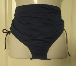 Beach House Woman Navy Blue Size 22W - £11.07 GBP