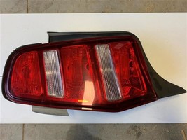 Driver Left Tail Light Fits 10-12 MUSTANG 103900673 - £97.21 GBP